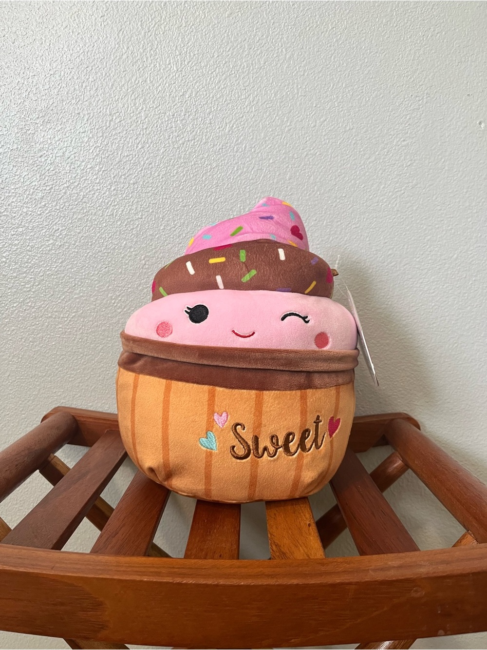 Kimmie sweet cupcake 8” cupcake Squishmallows plush stuffed animal
